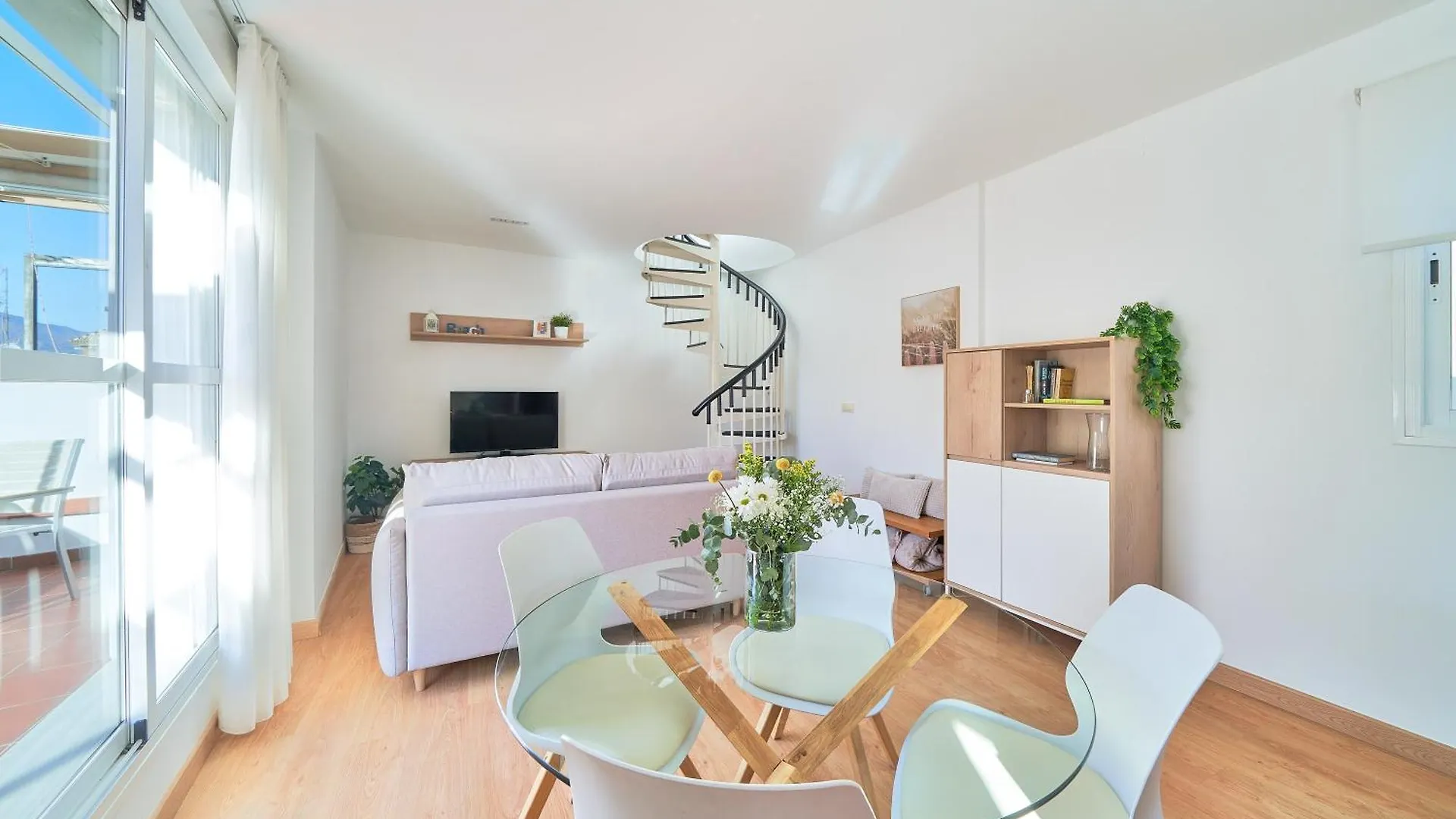 Apartment Iloftmalaga Plaza De Las Flores II Spain
